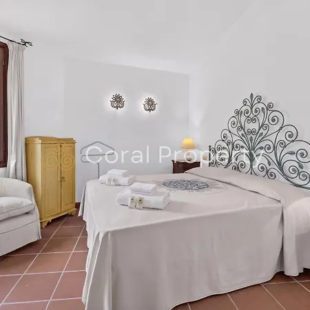 Marina - Vista Mare & Piscina Privata - By Coral Vakantiehuis Porto Cervo